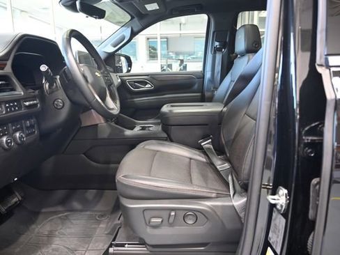 Used 2023 Chevrolet Tahoe High Country AWD/4WD image 11