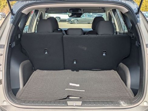 Certified 2025 Hyundai Tucson SE image 16