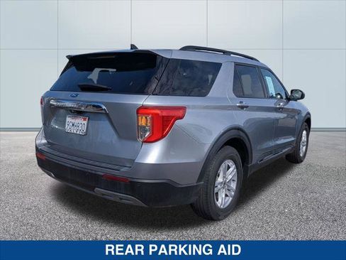 Certified 2023 Ford Explorer XLT w/ Equipment Group 202A image 5
