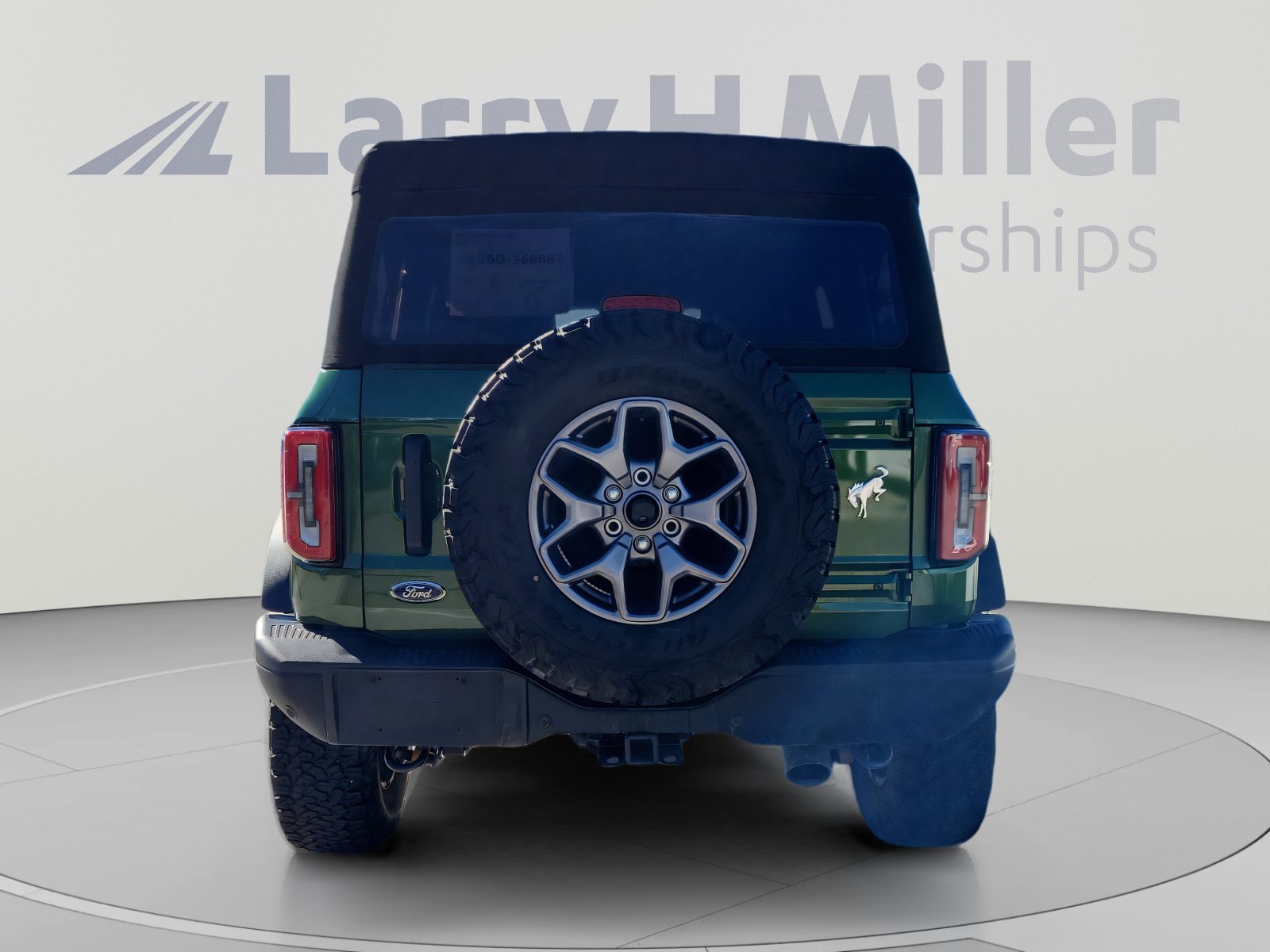 Used 2025 Ford Bronco Badlands AWD/4WD image 4
