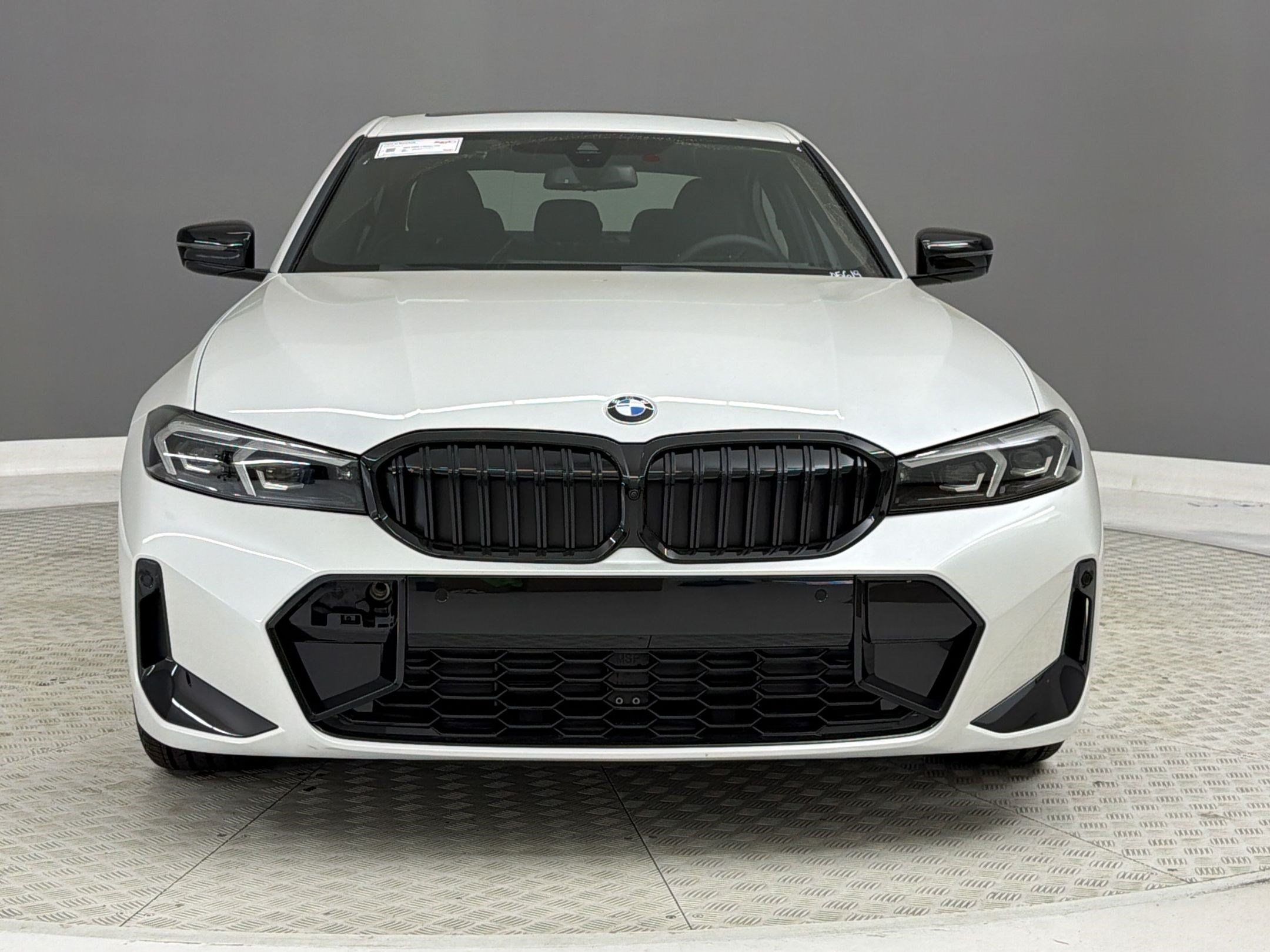 New 2026 BMW 330i Sedan w/ M Sport Package RWD image 6