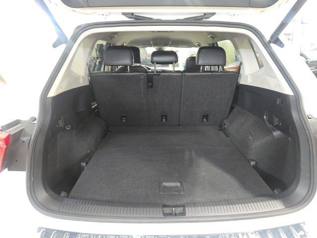 Used 2024 Volkswagen Tiguan Wolfsburg Edition AWD/4WD image 20