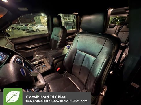 Used 2018 Ford Expedition Max XLT w/ Equipment Group 202A image 12