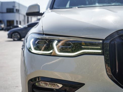 Used 2020 BMW X7 M50i w/ Executive Package AWD/4WD image 10