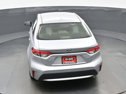 Used 2022 Toyota Corolla LE FWD image 38