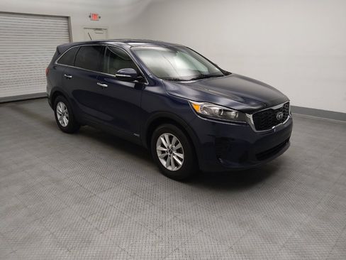 Used 2019 Kia Sorento AWD V6 image 11