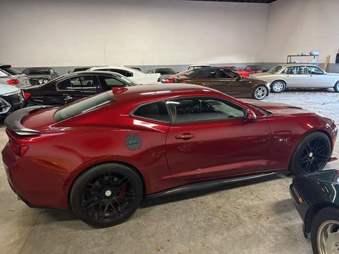Used 2016 Chevrolet Camaro SS image 7