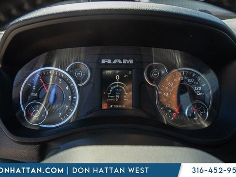 Used 2024 RAM 2500 Big Horn AWD/4WD image 7