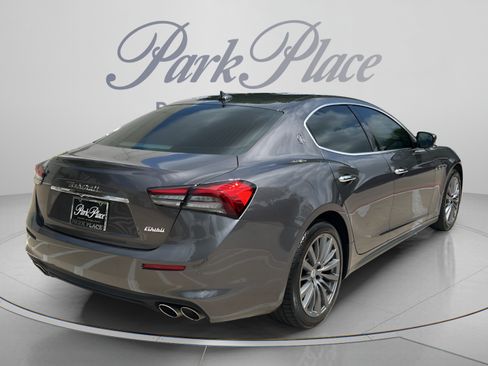 Used 2021 Maserati Ghibli RWD image 5