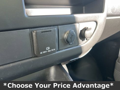 Used 2016 GMC Savana 3500 image 47