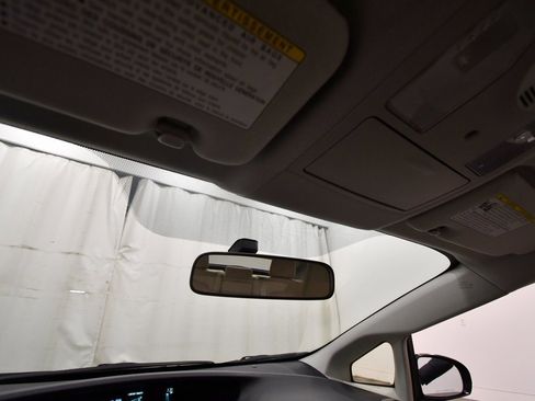 Used 2014 Toyota Prius Two image 22