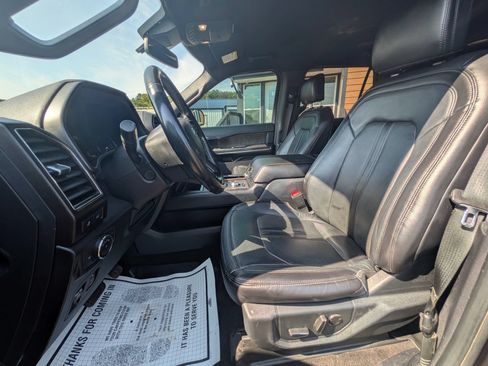 Used 2020 Ford Expedition Max Limited AWD/4WD image 22