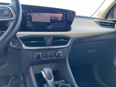 Used 2024 Buick Encore GX Preferred w/ Comfort Package image 14