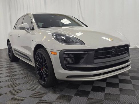 Certified 2024 Porsche Macan GTS image 9