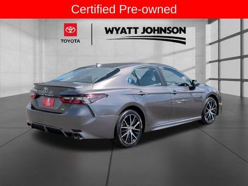 Certified 2024 Toyota Camry SE FWD image 5