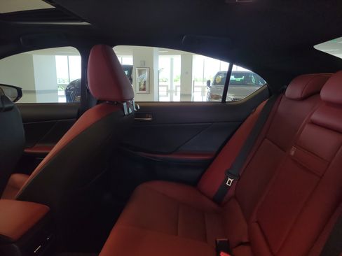 Used 2025 Lexus IS 350 F Sport RWD image 14