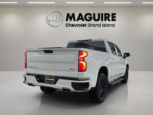 Used 2023 Chevrolet Silverado 1500 RST w/ Z71 Off-Road Package image 6