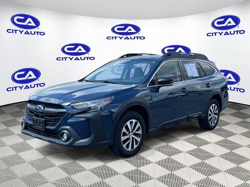 Used 2024 Subaru Outback Premium AWD/4WD image 7