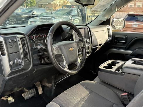 Used 2018 Chevrolet Silverado 1500 LT w/ Texas Edition image 15