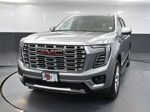 Used 2025 GMC Yukon Denali image 13