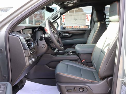 New 2026 GMC Yukon XL AT4 w/ AT4 Premium Package image 14