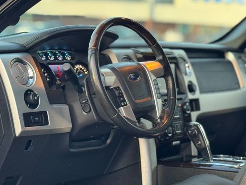 Used 2013 Ford F150 Platinum image 2