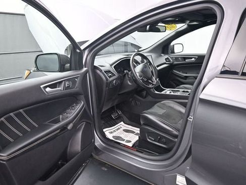 Used 2021 Ford Edge ST w/ Equipment Group 401A AWD/4WD image 18