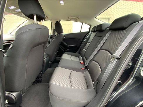Used 2016 MAZDA MAZDA3 i Sport w/ Preferred Equipment Package FWD image 11