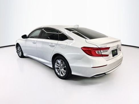 Used 2020 Honda Accord LX image 5