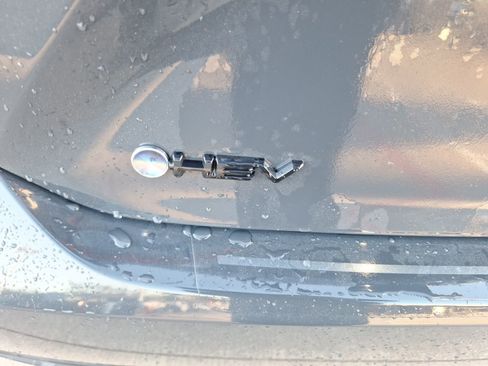 Used 2025 Toyota Camry LE image 13