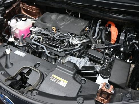 Certified 2022 Toyota Sienna XLE w/ XLE Plus Package AWD/4WD image 72