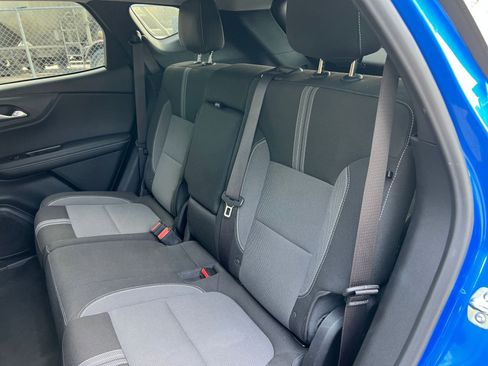 Used 2025 Chevrolet Blazer LT image 33
