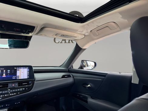 Used 2022 Lexus ES 300h w/ Premium Package FWD image 19
