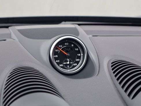 Certified 2025 Porsche 718 Cayman S RWD image 24