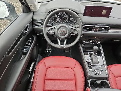 New 2025 MAZDA CX-5 Carbon Edition image 9