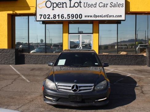 Used 2011 Mercedes-Benz C 300 Sport image 3