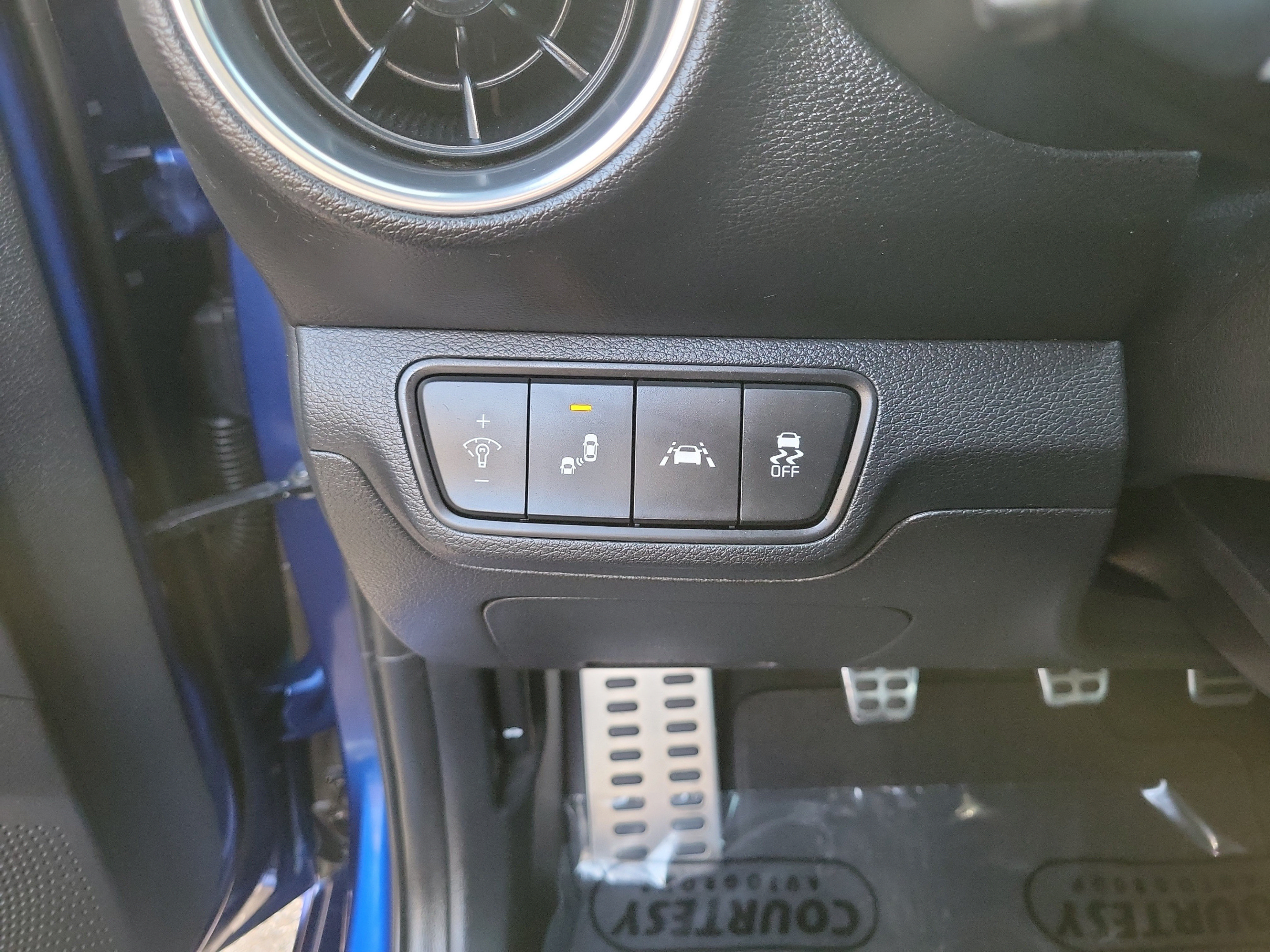 Certified 2021 Kia Forte GT FWD image 28