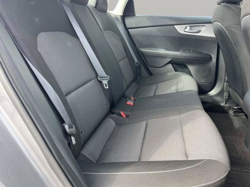 Used 2024 Kia Forte LXS w/ LXS Technology Package image 21