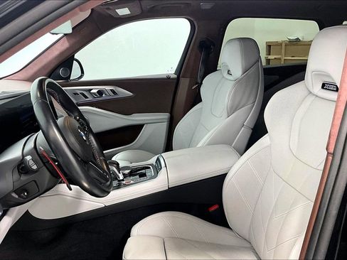 Used 2024 BMW XM AWD/4WD image 27