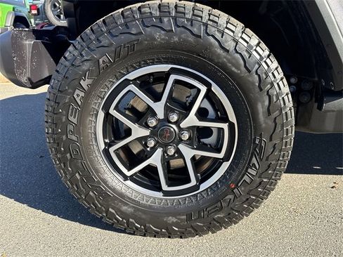 New 2026 Jeep Gladiator Rubicon image 17