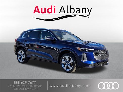 New 2025 Audi Q5 Premium Plus image 1