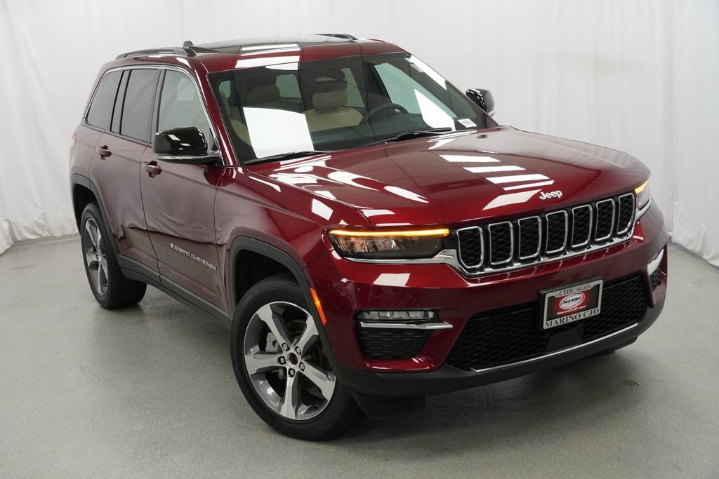 Certified 2025 Jeep Grand Cherokee Limited AWD/4WD image 14