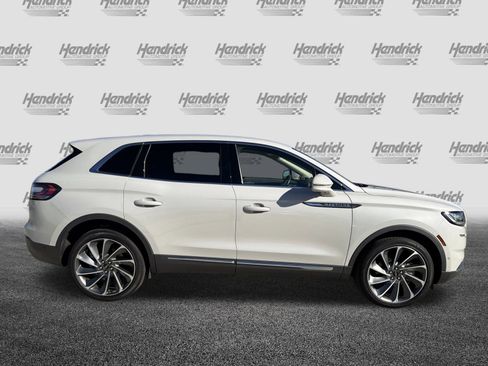 Used 2023 Lincoln Nautilus Reserve w/ Equipment Group 202A image 11