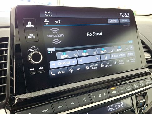 Used 2025 Honda Odyssey EX-L image 14