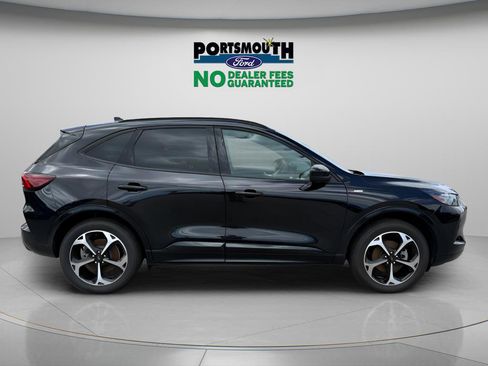 Used 2025 Ford Escape ST-Line Elite w/ Premium Technology Package AWD/4WD image 6