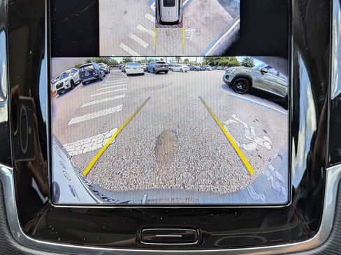 Used 2024 Volvo XC90 B6 Plus AWD/4WD image 30