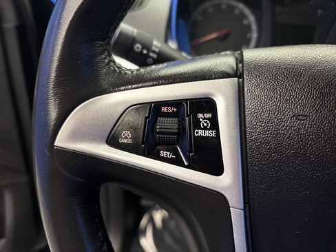 Used 2017 GMC Terrain SLT FWD image 15