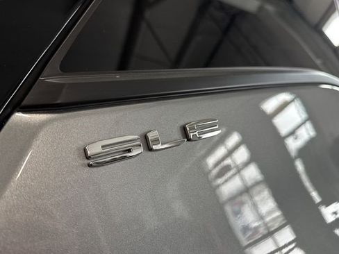 Certified 2023 GMC Terrain SLE w/ Driver Convenience Package image 30