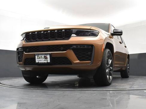 New 2026 Jeep Grand Cherokee L Limited image 20