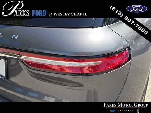 Used 2025 Lincoln Corsair FWD image 8